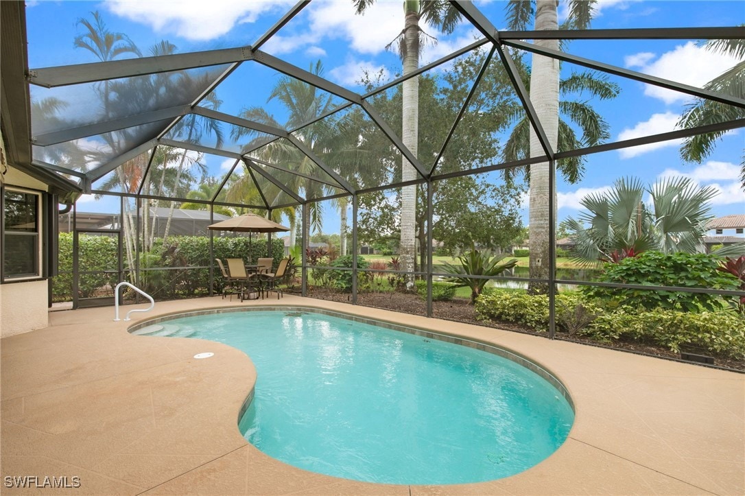 3828 Ruby Way, Naples, FL 34114