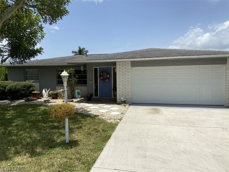 Property photo for 2233 Isle Of Pines Avenue, Fort Myers, FL